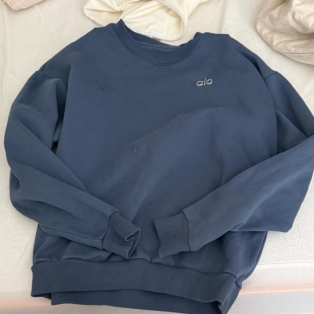 ALO Yoga Crewneck in Slate Blue